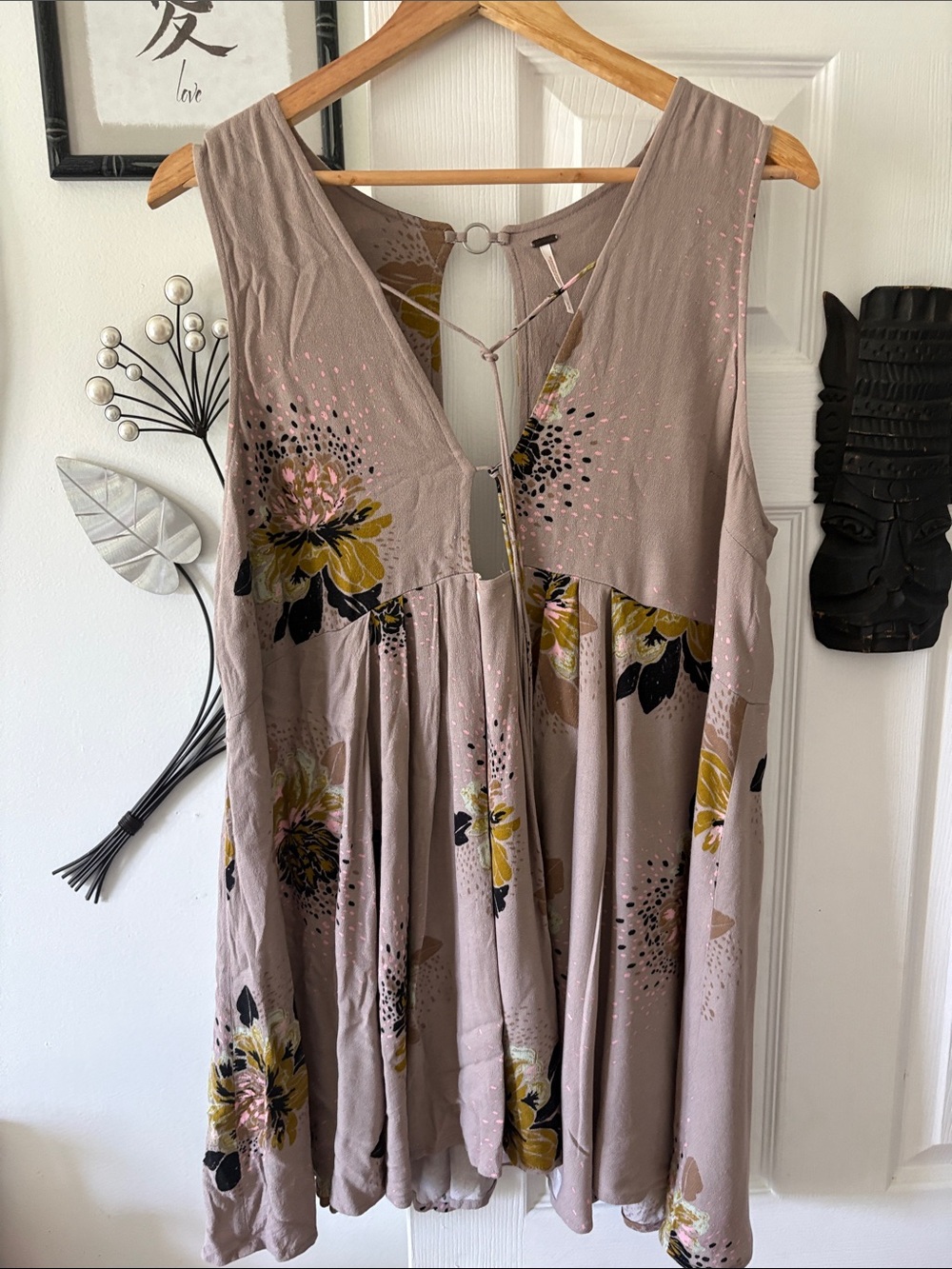Free People Taupe Floral V-Neck Sleeveless Tunic